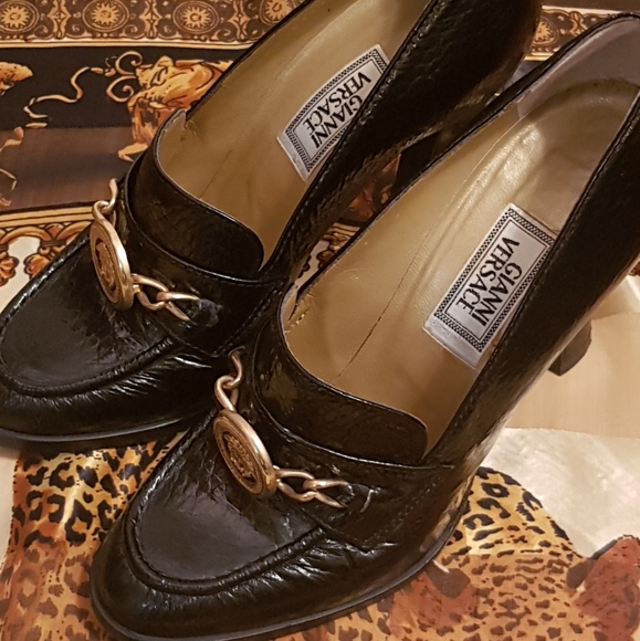 VERSACE heeled loafers 6 - Picture 6 of 11
